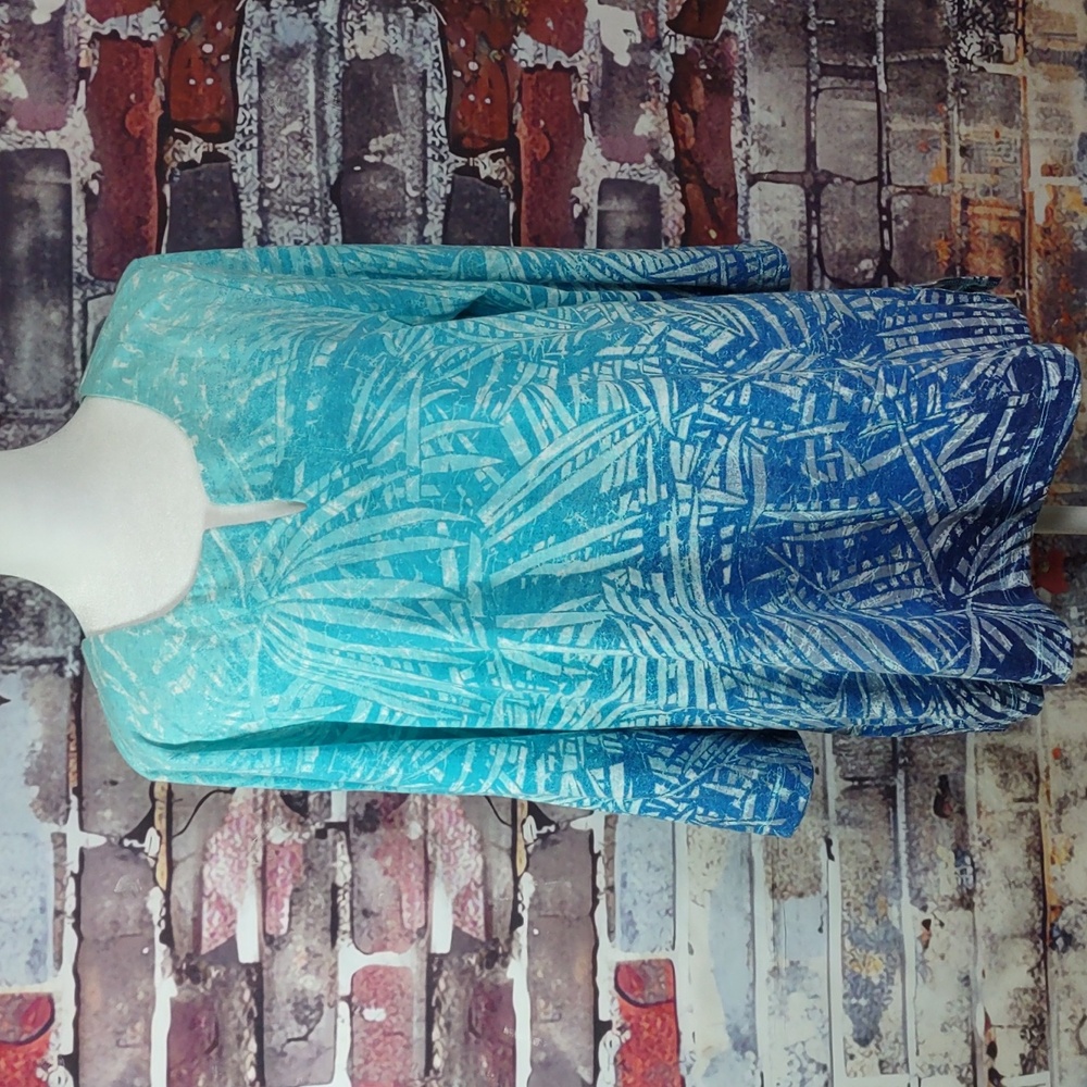 Chico's Ombre Abstract Breeze Tunic Top